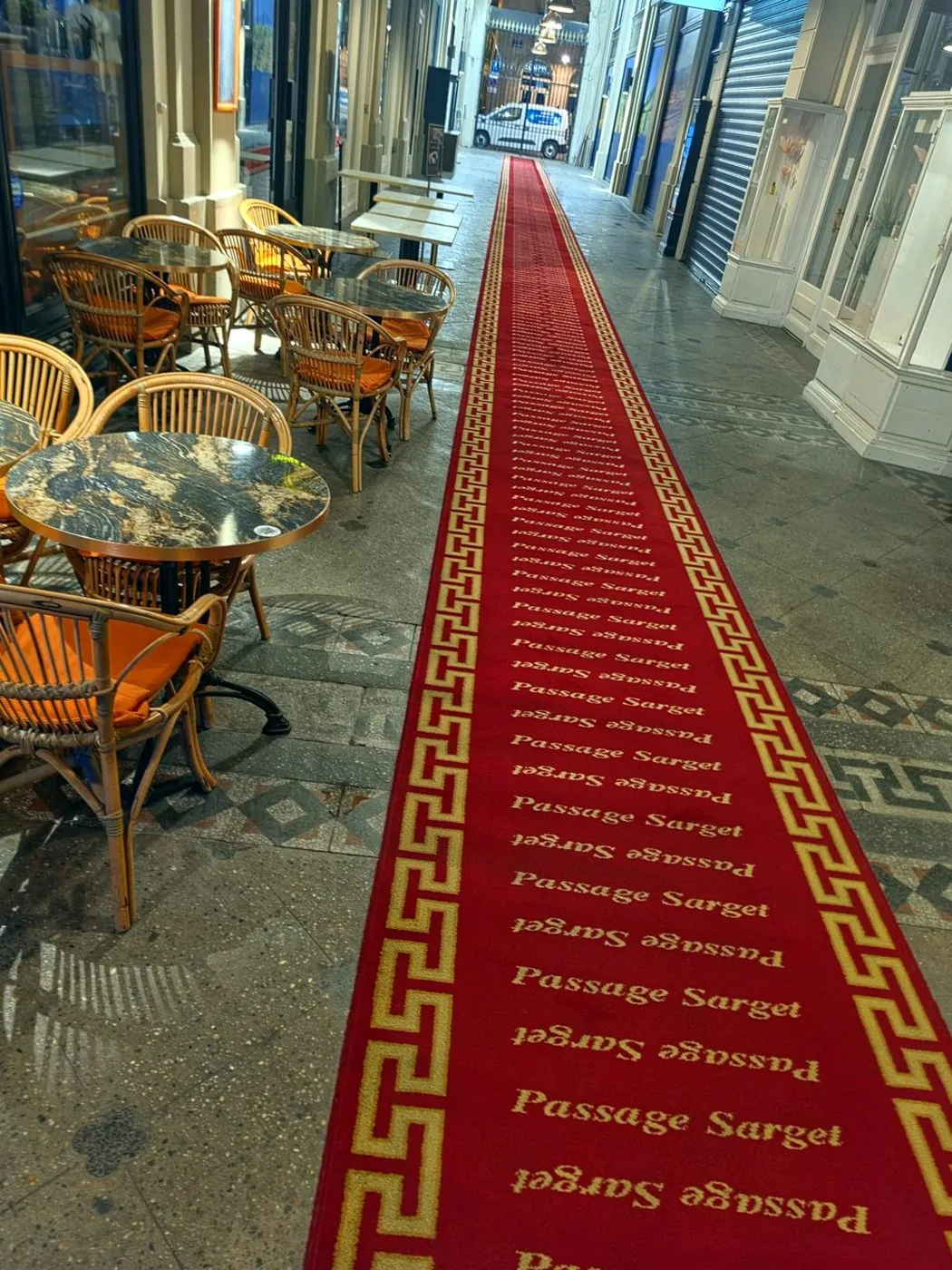 Le Passage Sarget à Bordeaux, entretenu chaque jour par AMEN 33